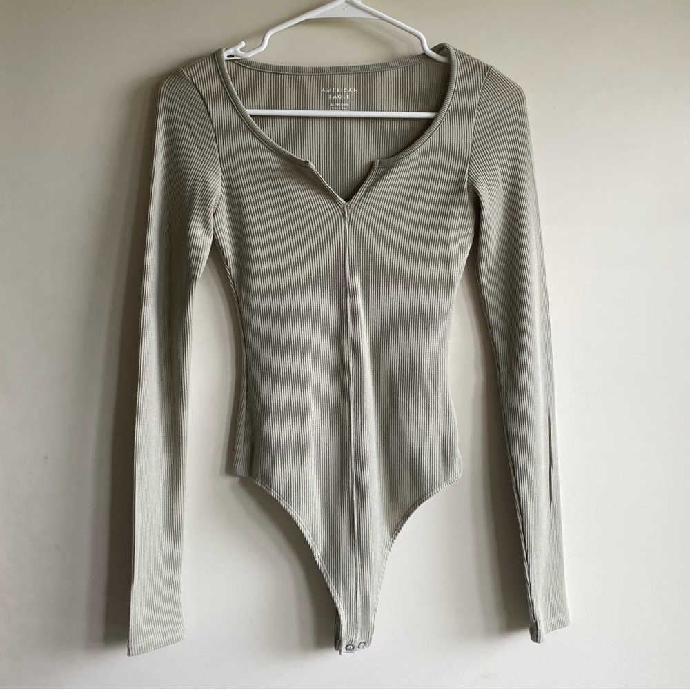 American Eagle Sage Green Notch Neck Long Sleeve Bodysuit - Women’s Size XS